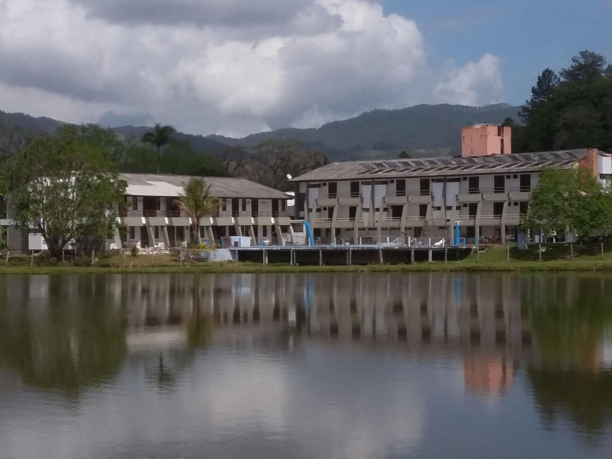 Hotel Termas Do Lago Gravatal Esterno foto